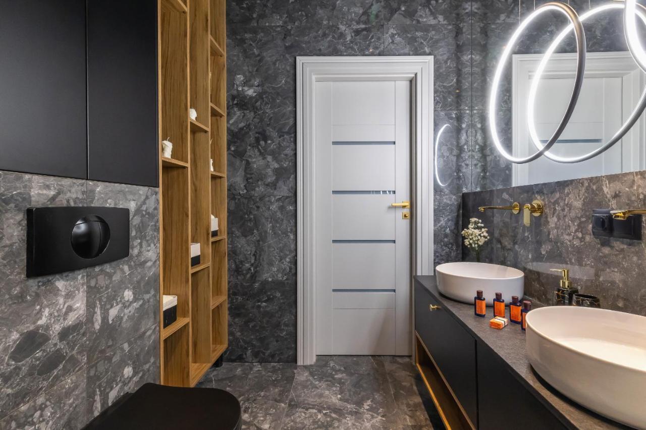 Starowislna Elegant With Air Conditioning Kazimierz Cracow By Renters Prestige Appartement *